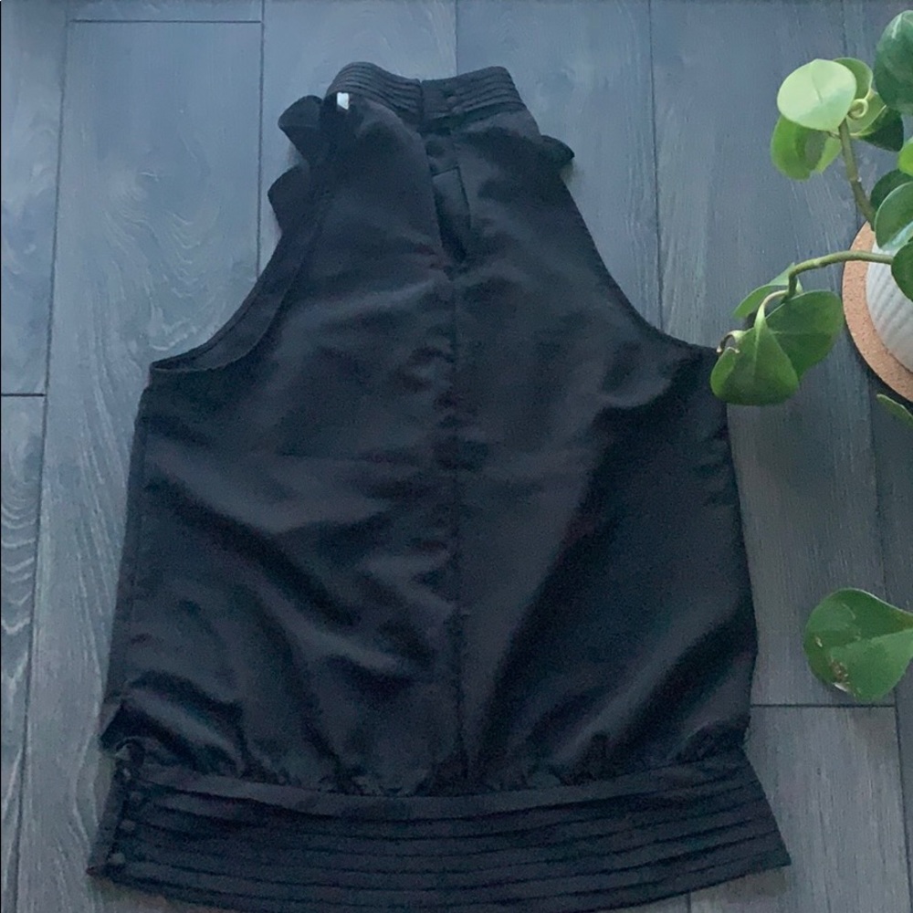 Ruffle blouse - Picture 2 of 4